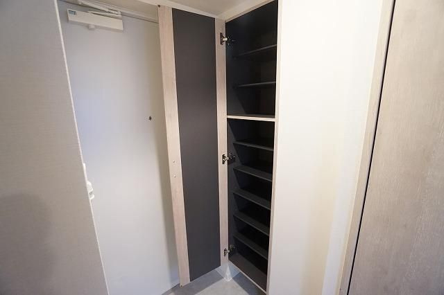 ・ＲＯＯＴｓ　Ｙｏｋｏｈａｍａ　Ｙｏｓｈｉｎｏｃｈｏのキッチン