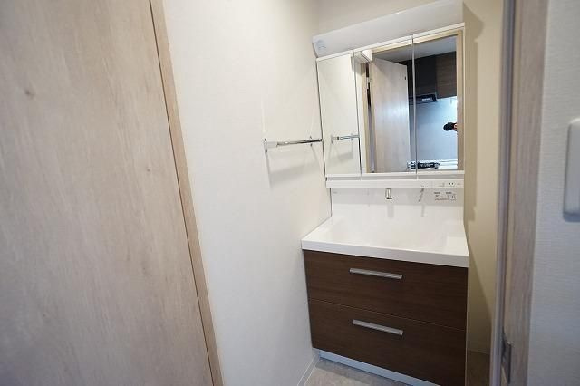 ・ＲＯＯＴｓ　Ｙｏｋｏｈａｍａ　Ｙｏｓｈｉｎｏｃｈｏの収納