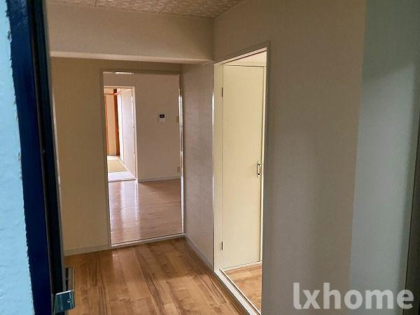 第２パークハイツ橋の内の内装|明るい色調の室内です