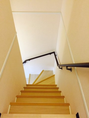 【賃貸アパート】レオネクストｗｅｓｔｒｏａｄの玄関