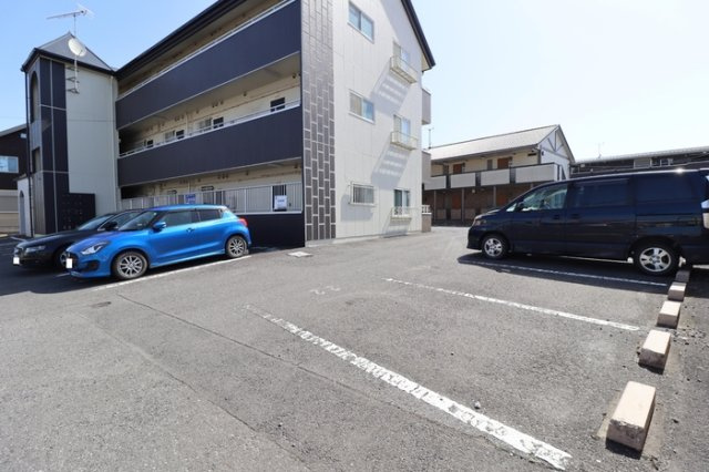 アーバンヒルズかしまIの駐車場|駐車場