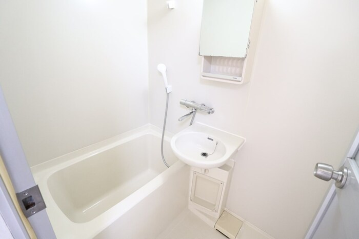 アーバンヒルズかしまIの浴室|給湯式浴室