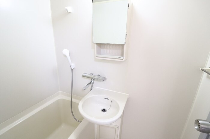 アーバンヒルズかしまIの独立洗面台|洗面台