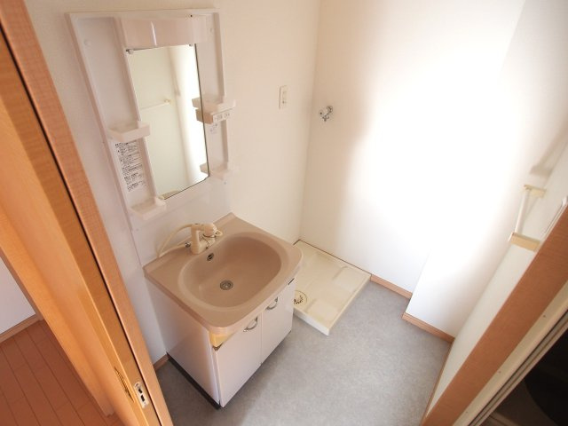 シャルム西浜の洗面所