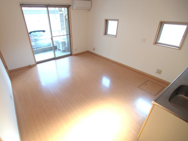 シャルム西浜の居間・リビング