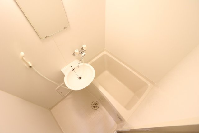 明石市大久保町西島の賃貸マンションの浴室