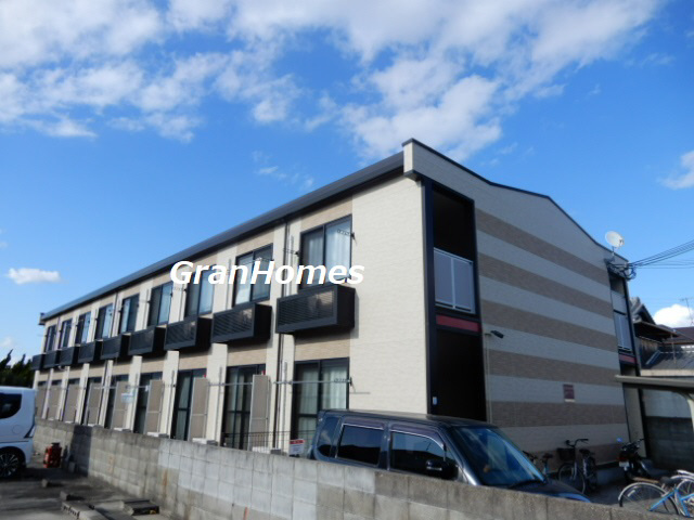 レオパレスシーサイド江井島の外観