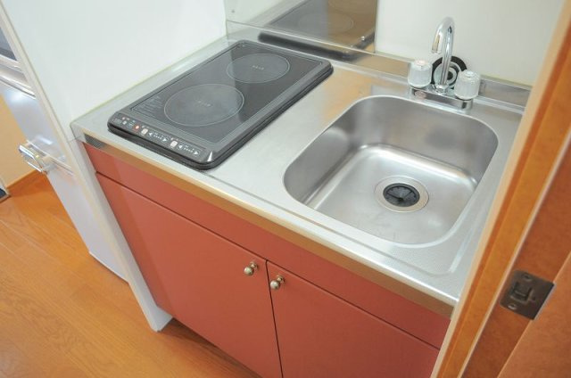 神戸市北区鈴蘭台西町１丁目のアパートのキッチン