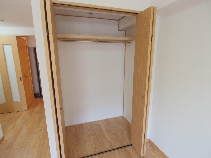 カルフ－ル緑井の収納