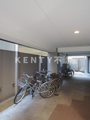 【その他共用部分】 | サンファースト | 駐輪場