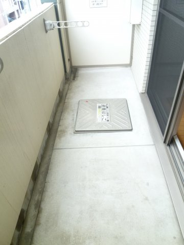 コーポYAHATAナンバ元町のバルコニー