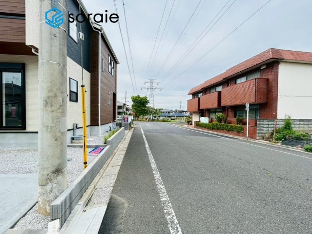 入間市久保稲荷4丁目　全1棟　新築戸建の前面道路含む現地写真|4/24　撮影