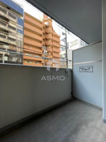 【バルコニー】