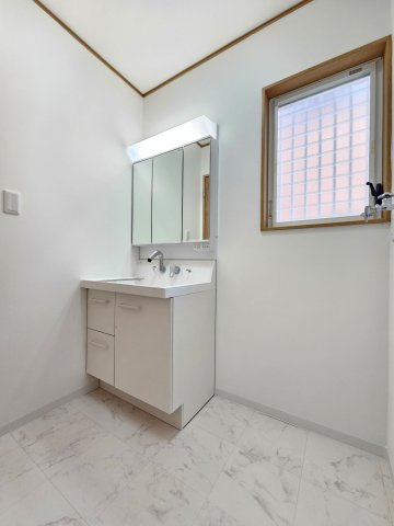 【独立洗面台】の画像