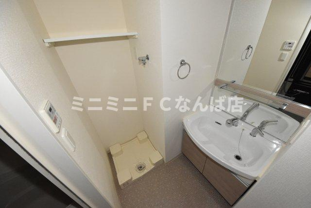 プレサンス四天王寺前夕陽丘の洗面所