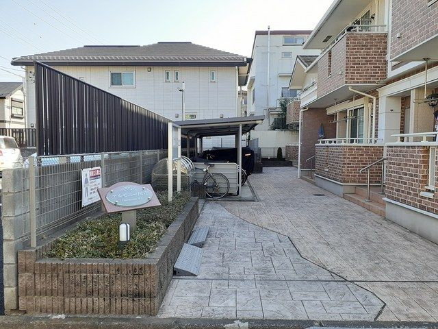 アルモニー国立のエントランス