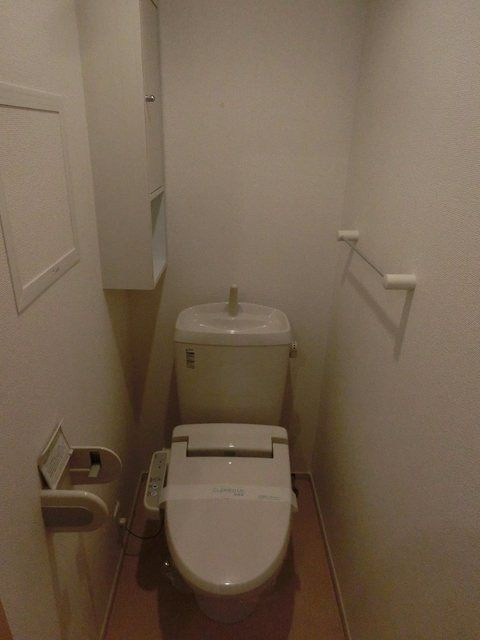 アルモニー国立のトイレ