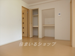 広島市安佐北区上深川町のアパートの収納