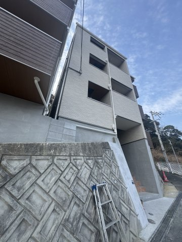 アリビア明神町Ａ棟の外観