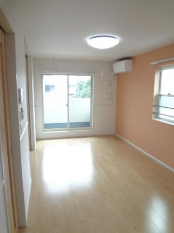 ルミエールの居間・リビング