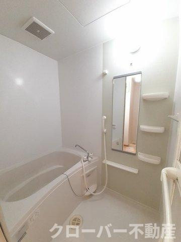 スイートピーＡの浴室