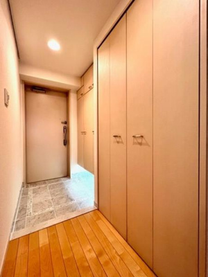 【玄関】 | ウヴラージュ広尾