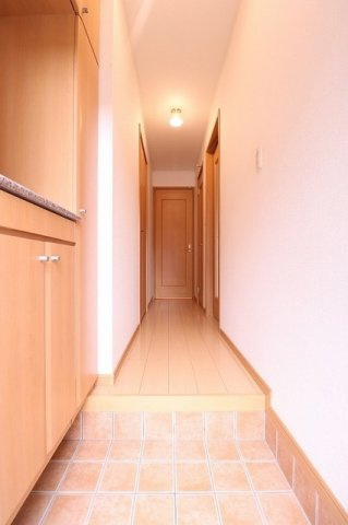 フリーデンハオス　参番館の玄関