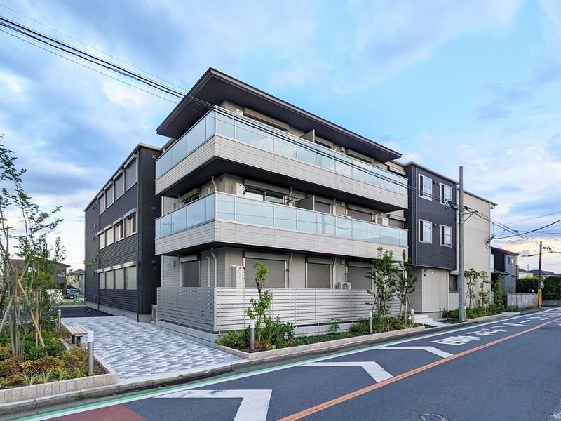 SHM　グランヴィスタの外観