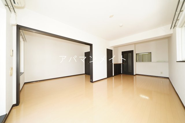 【居間・リビング】 | ネオポリストキワⅦ | 戸塚周辺ならアパマンメイトへＬｅｔｓ Ｇｏ ！