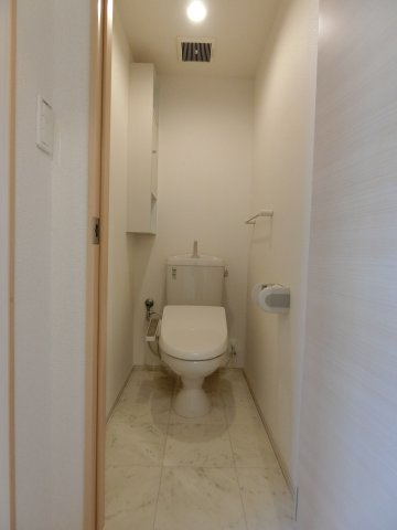 モデルヌＢのトイレ