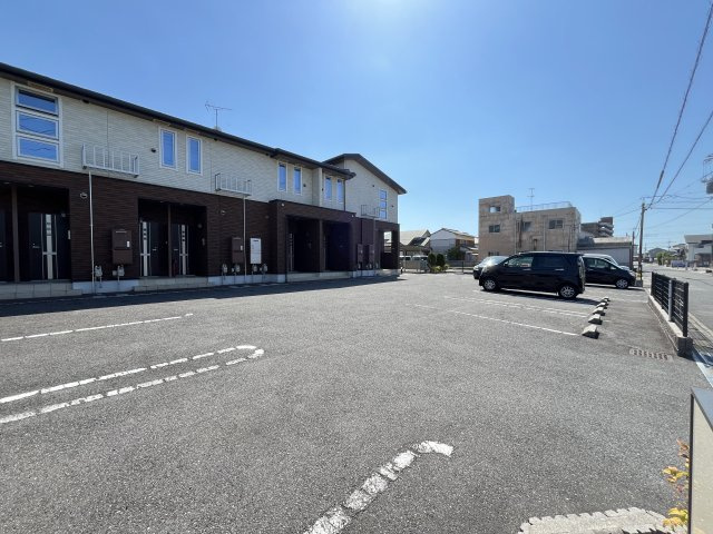 Ａｇａｉｎ（アゲイン）の駐車場
