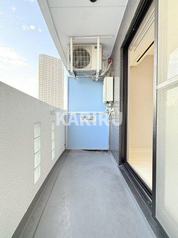 クレセント都島のバルコニー