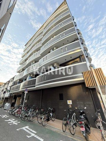 クレセント都島の外観