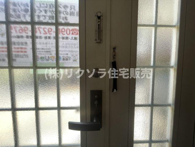 五月田町　中古一戸建ての防犯設備|ツーシリンダー錠
■物件内覧・資金計画相談・住宅ローン相談、リフォーム相談、お問合せ受付中■
※当日・翌日のご内覧、ご相談はお電話でのお問合せがスムーズです！