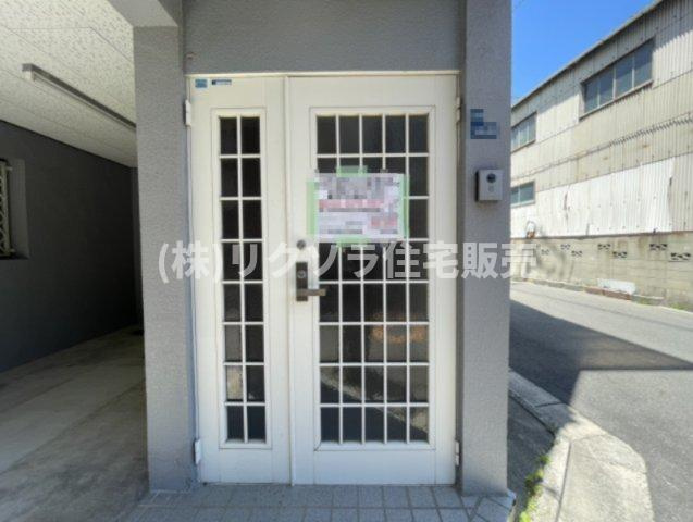 五月田町　中古一戸建ての玄関|■物件内覧・資金計画相談・住宅ローン相談、リフォーム相談、お問合せ受付中■
※当日・翌日のご内覧、ご相談はお電話でのお問合せがスムーズです！