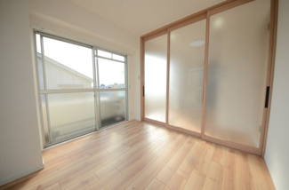 【洋室】 | ルミエール北山