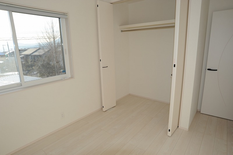 中野市大字中野　中古住宅の収納