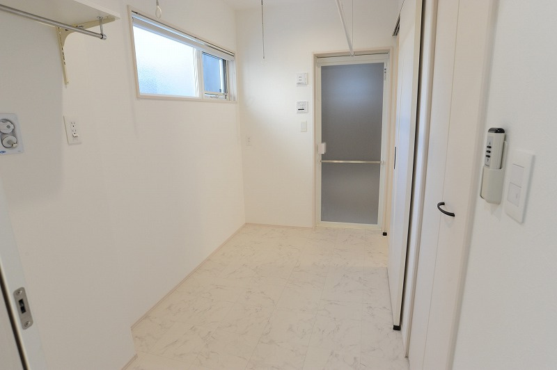 中野市大字中野　中古住宅のその他