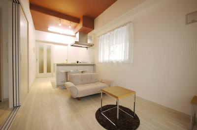 スカイガーデン春日町の居間・リビング|※写真は別の部屋のものです。※家具・インテリアはイメージです。付帯しません。