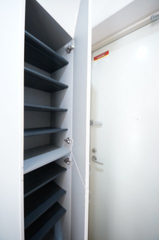 スカイガーデン春日町の収納|※写真は別の部屋のものです。