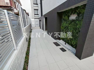 【エントランス】 | 建物の内部です