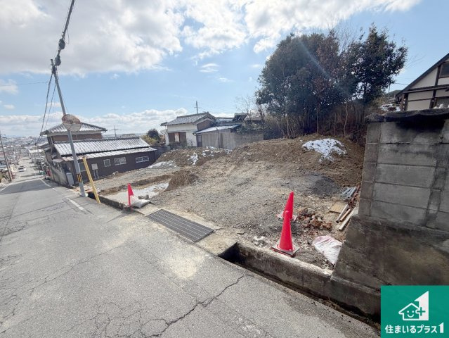 加東市下滝野　第12期　新築一戸建ての外観|周辺は落ち着いた街並みの住宅地！子育てがしやすい住環境です！まだ未完成ですが、現地でしかわからない事もございます。是非一度ご覧ください。