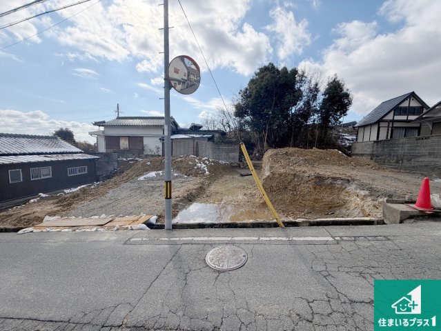 加東市下滝野　第12期　新築一戸建ての外観|周辺は落ち着いた街並みの住宅地！子育てがしやすい住環境です！まだ未完成ですが、現地でしかわからない事もございます。是非一度ご覧ください。