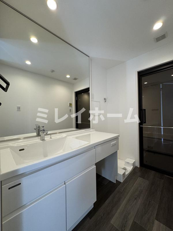 テラブリック南大井の独立洗面台