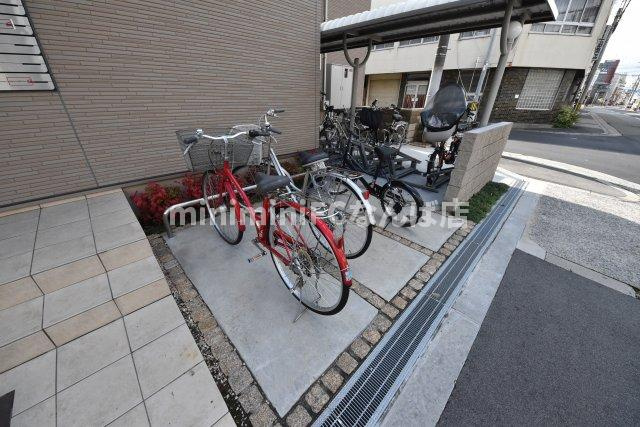 ビレッジ・イリス