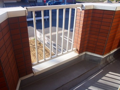 【バルコニー】 | ファミーユ