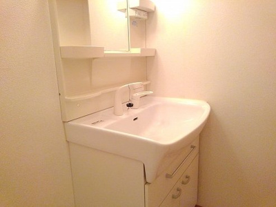【洗面所】 | ファミーユ