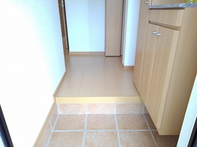 【玄関】 | ファミーユ