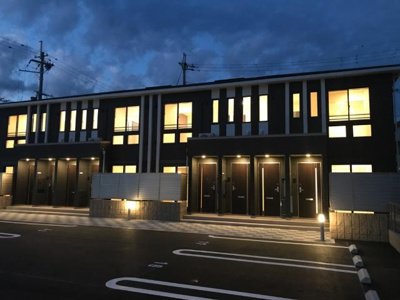 【外観】 | セイクレストＢ | 外観写真（夜）