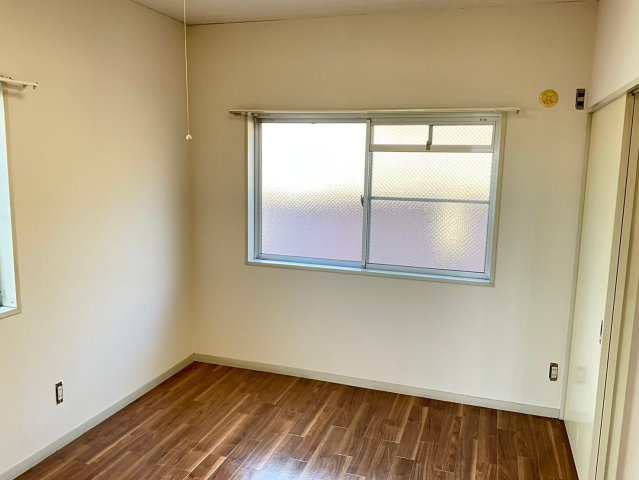 堤ヶ丘ヒルズの洋室|コンパクトで使いやすい洋室です